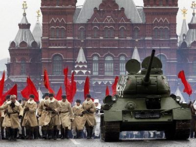 Russia, c’è tanta nostalgia per la “vecchia cara Urss”
