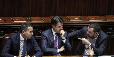 Finanziaria in Senato, clamoroso rinvio a sabato