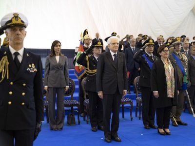 Il Presidente della Repubblica: auguri alle forze armate “fieri di voi”