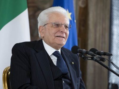 Auguri del Presidente Mattarella: il Paese chiede di essere comunità