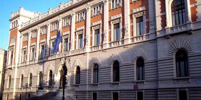 Delega fiscale, bagarre in Commissione alla Cam...