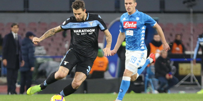 Calcio, il Napoli supera la Lazio e va a 6 punt...