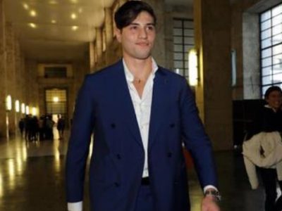 Il figlio di Simona Ventura chiede risarcimento da 1 milione