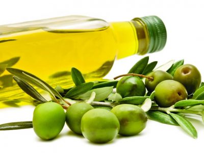 Cambiamenti climatici e Xylella: produzione di olio più che dimezzata in Italia