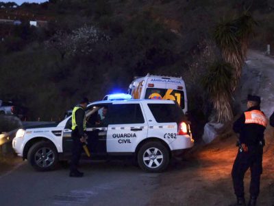 Un tunnel per salvare il bimbo intrappolato nel pozzo in Spagna