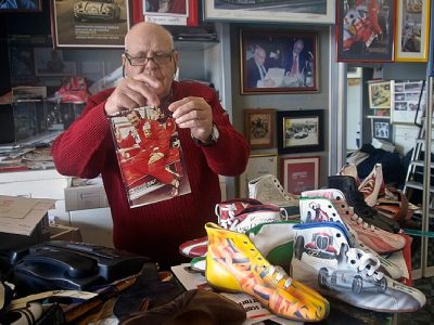 Grazie alle sue scarpette è diventato un Tesoro Vivente Unesco