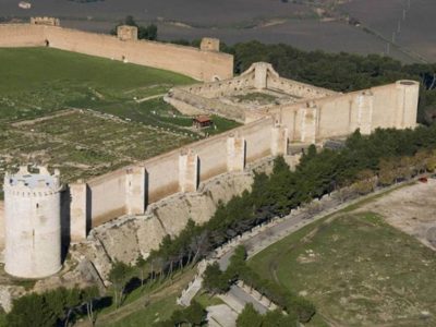Lucera, la stella del Tavoliere adagiata su tre colli