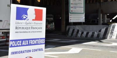 40 migranti diretti in Francia fermati al Monte...