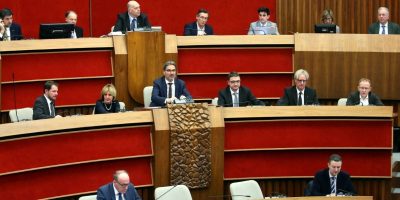 Eletta la Giunta del Trentino: esecutivo allarg...