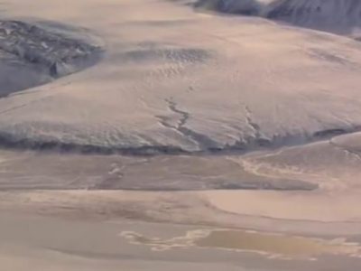 Sotto il ghiacciaio antartico scoperto cratere di 300 metri