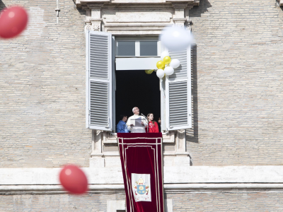Papa Francesco prega per i bambini e incoraggia l’Azione Cattolica