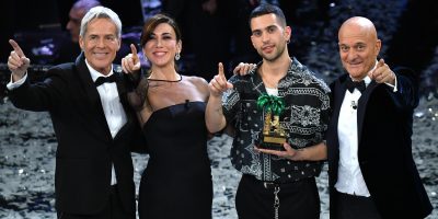 Festival di Saremo vince Mahmood; alle sue spal...