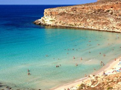 TripAdvisor: la spiaggia dei Conigli a Lampedusa è la più bella d’Italia