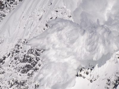 Valanga al confine tra Austria e Germania: 1 morto e 4 feriti