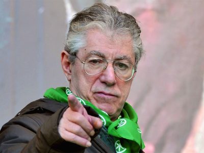 Bossi: nessun danno neurologico e moderato ottimismo sulle condizioni