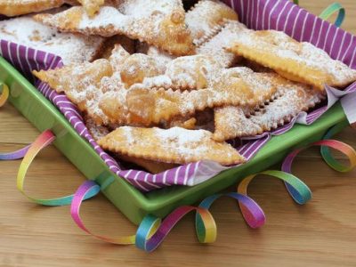 Le chiacchiere di Carnevale, il dolce tramandato dall’antica Roma