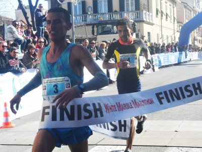Il marocchino Aich vince la maratona di Carrara
