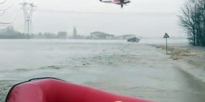 Maltempo da nord a sud: 6 carabinieri sorpresi ...