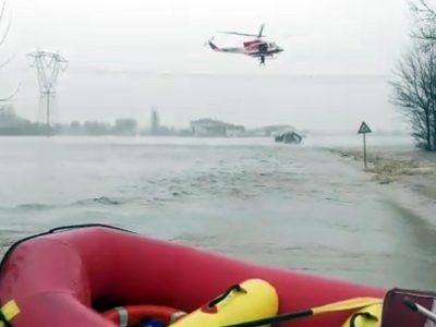 Maltempo da nord a sud: 6 carabinieri sorpresi dalla piena del Reno in Emilia