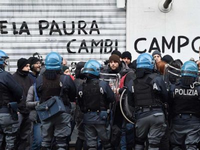 Sgomberato a Torino l’asilo occupato dagli anarchici insurrezionalisti