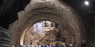 Fra i ministri Toninelli e Tria scambio di batt...