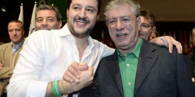 Umberto Bossi colto da un malore. Ricoverato al...