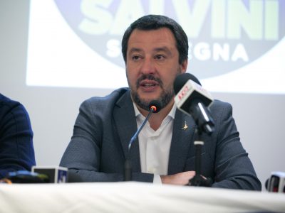 Salvini favorevole alla riapertura delle case chiuse