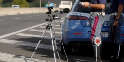 Cassazione: se l’autovelox è poco visibil...