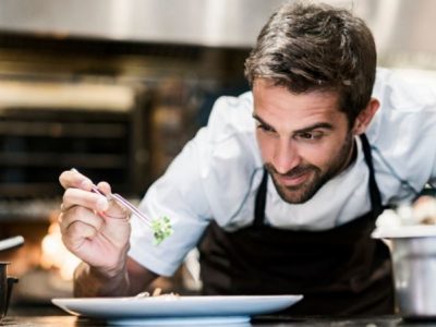 Festa del Cuoco, l’emergenza Covid spinge 2 italiani su 3 a cimentarsi ai fornelli