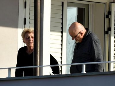 Fatture false, al via a Firenze il processo ai coniugi Renzi