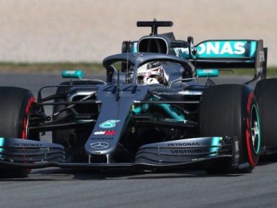 Formula 1: Hamilton “vola” nelle prove libere in Australia