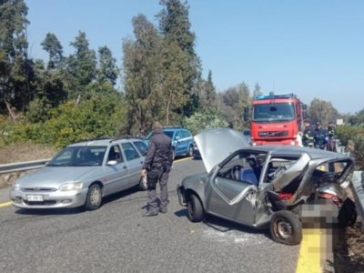 In Sicilia: 1 morto e 4 feriti in uno scontro, 3 sono bambini
