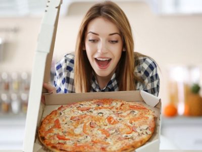 Il piatto in assoluto che ci rende più felici? La pizza