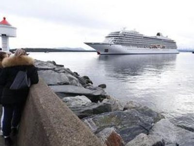 Norvegia, la nave da crociera in avaria è rientrata in porto