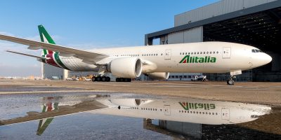 Alitalia, le trattative non decollano. Oggi pos...