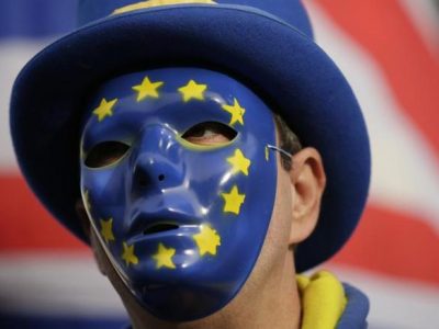 La rinuncia alla Brexit vola in una petizione popolare