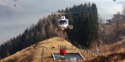 Incendio nel comasco: ancora in corso le operaz...