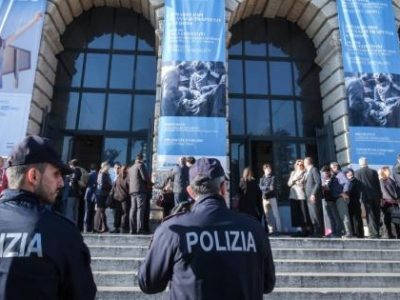 Congresso delle famiglie: contrasto alla pratica dell’utero in affitto