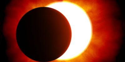 Strana eclissi, la luna è passata più volte dav...