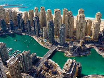 Due donne giudice, è la prima volta negli Emirati Arabi