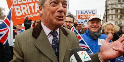 Nigel Farange guida oggi la marcia dei sostenit...