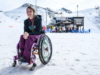 Ilaria Naef, è record mondiale nel salto della morte su una carrozzina
