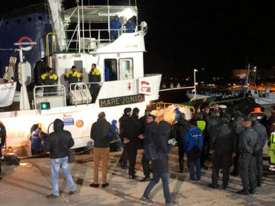 Sequestro probatorio per la Mare Jonio notificato dalla GdF