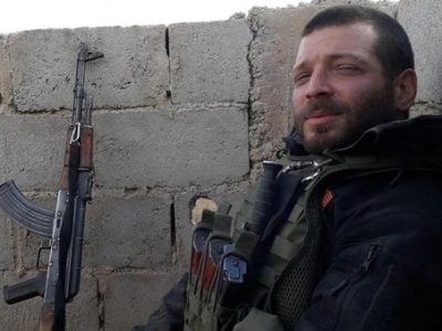 Il corpo di Lorenzo Orsetti è stato recuperato ma potrebbe rimanere in Siria