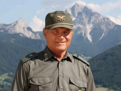 Buon compleanno Terence Hill, oggi spegne 80 candeline