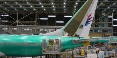 Boeing taglia la produzione: dieci aerei in men...