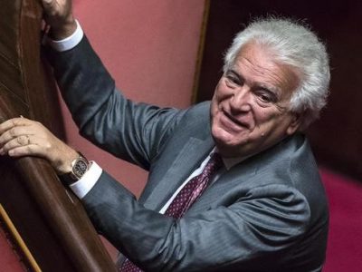 I ladri svaligiano la casa di Verdini alle porte di Firenze