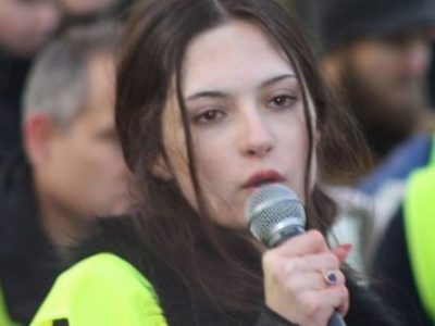 Quindicenne, sovranista e svedese: ecco chi è l’anti-Greta