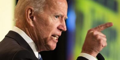 Usa, l’ex vice-presidente Joe Biden acccu...