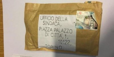Pacco bomba alla sindaca di Torino Chiara Appen...